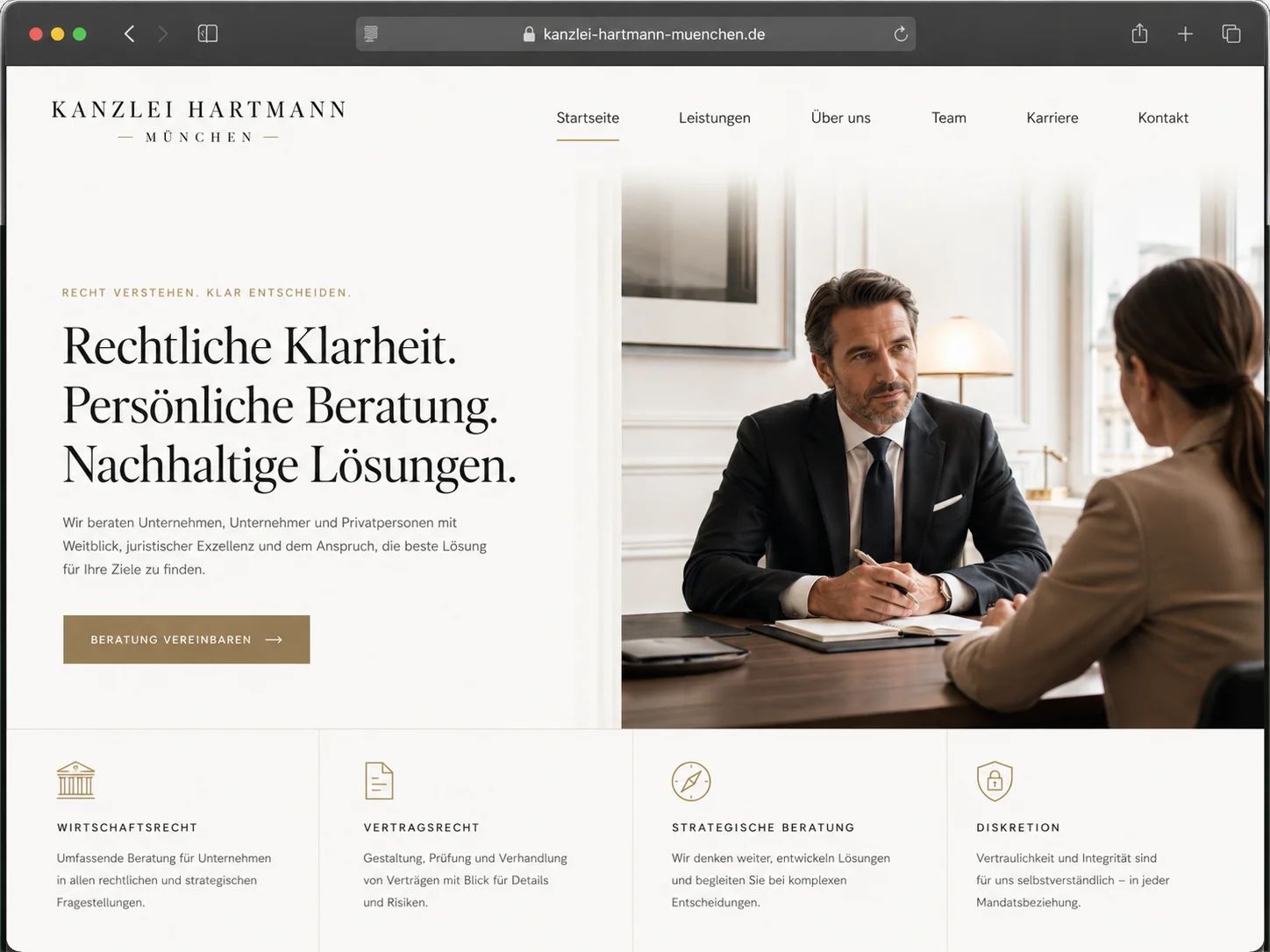 Mockup einer modernen Kanzlei-Webseite, Beispiel 1