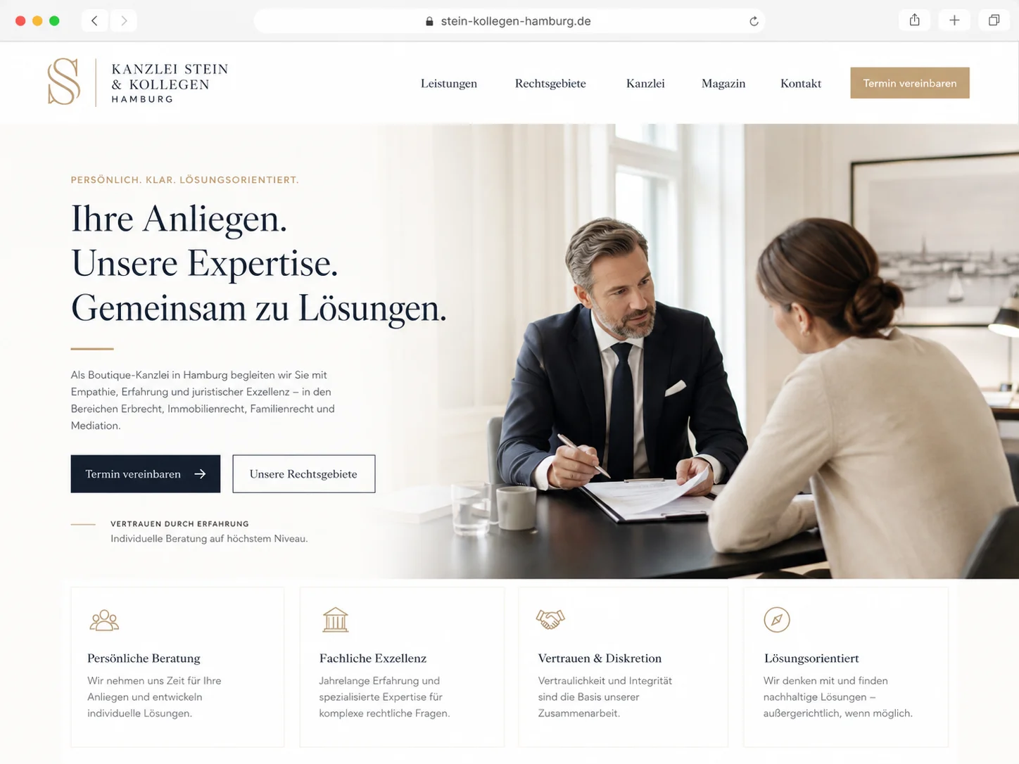 Mockup einer modernen Kanzlei-Webseite, Beispiel 3
