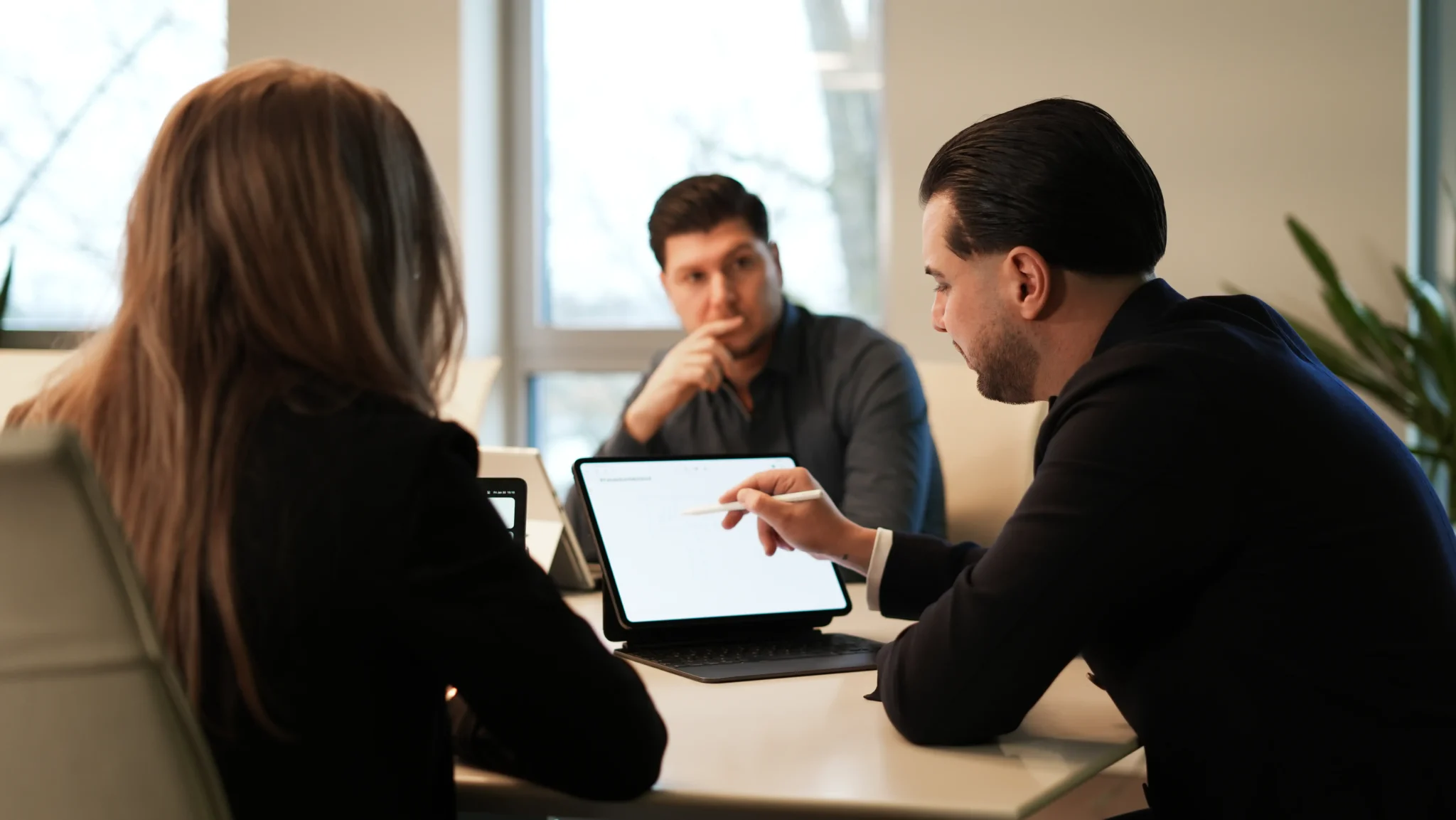 DMP Media Solution im Beratungsgespräch